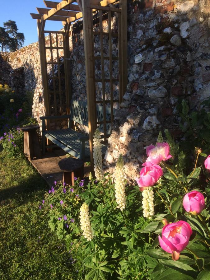 Dairy Cottage Cockley Cley Esterno foto